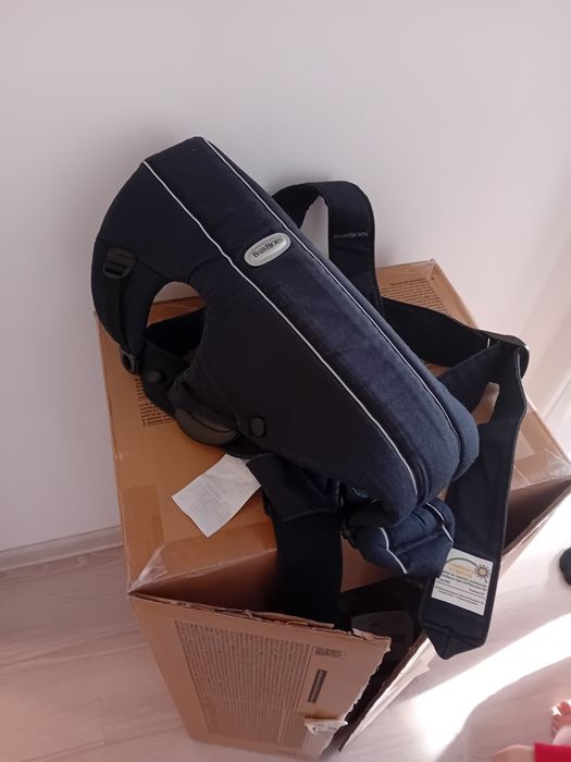 Marsupiu Babyjorn - 11 kg max