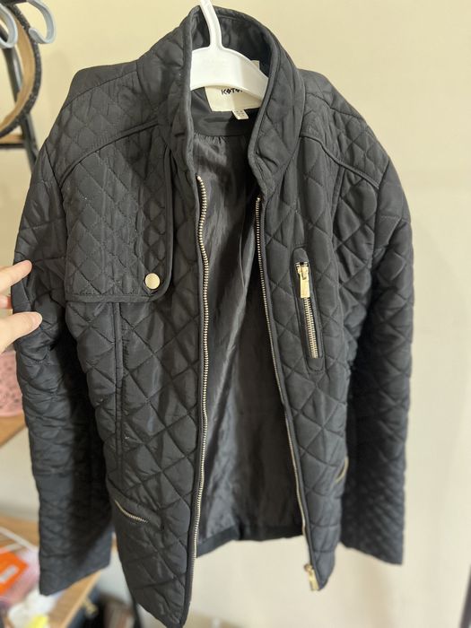 Ветровка женская