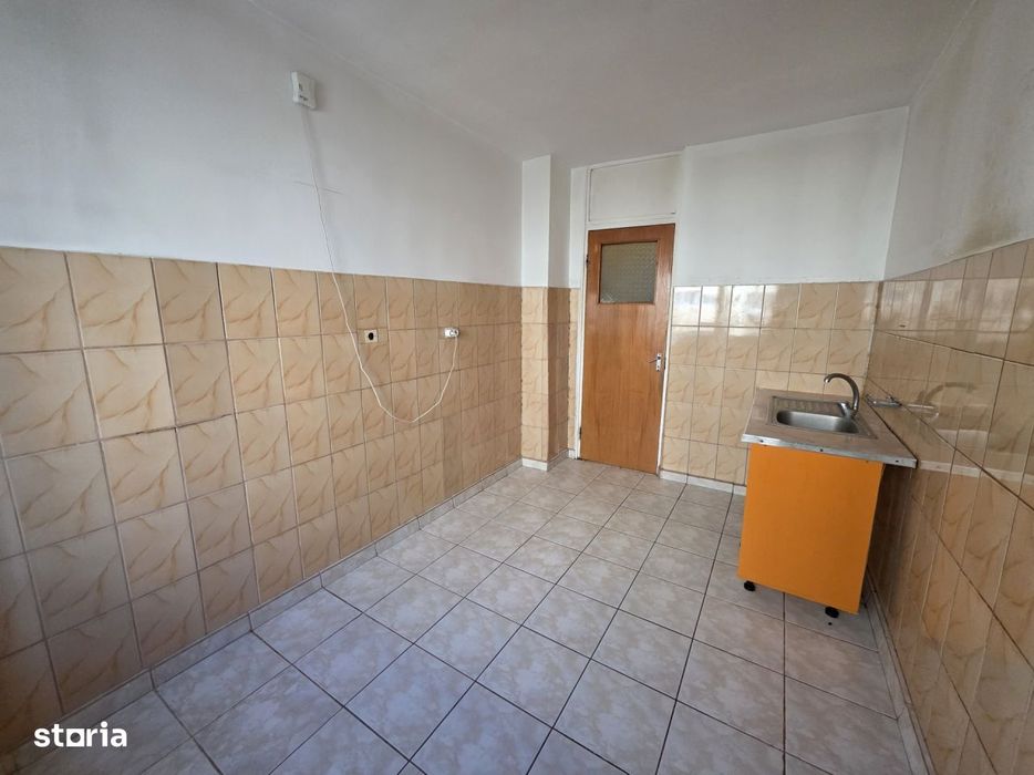 3 camere Bvd Chisinau | Bloc 1986  | anvelopat