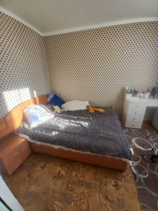 Продам 2 комн квартиру в кирпичном доме