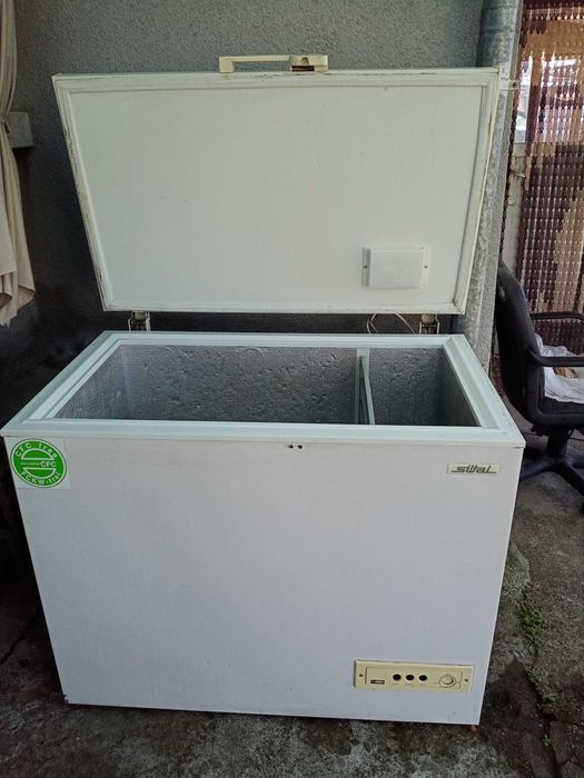 Продавам фризер ракла 250л. За 75 евро