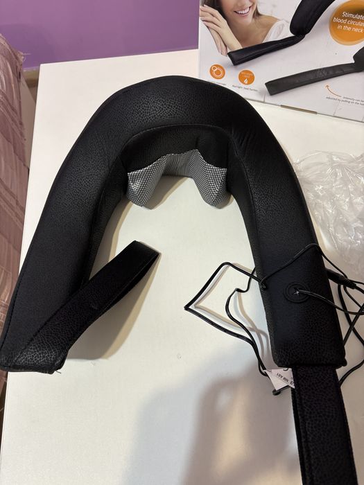 Idee cadou- Aparat medical masaj cervical Medissana NM A81  ca nou