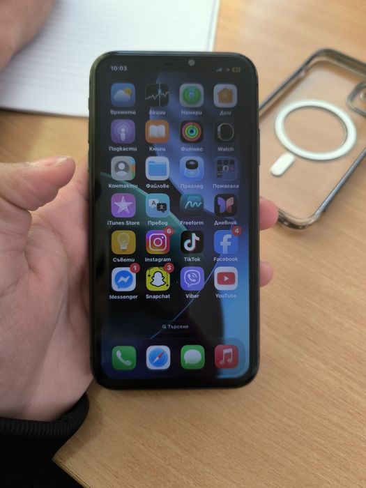 iPhone 11 72% 64gb