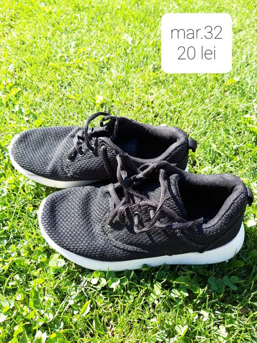 Adidasi mar.32  diferite modele si culoare