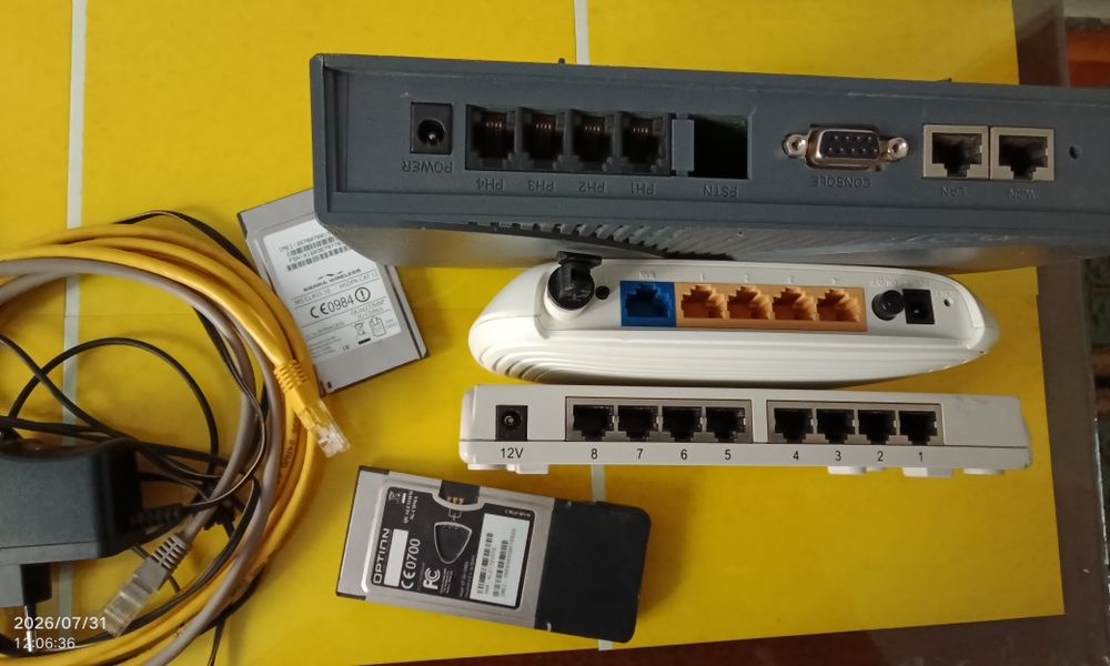 Router / routere vechi scoase din uz/ switch
