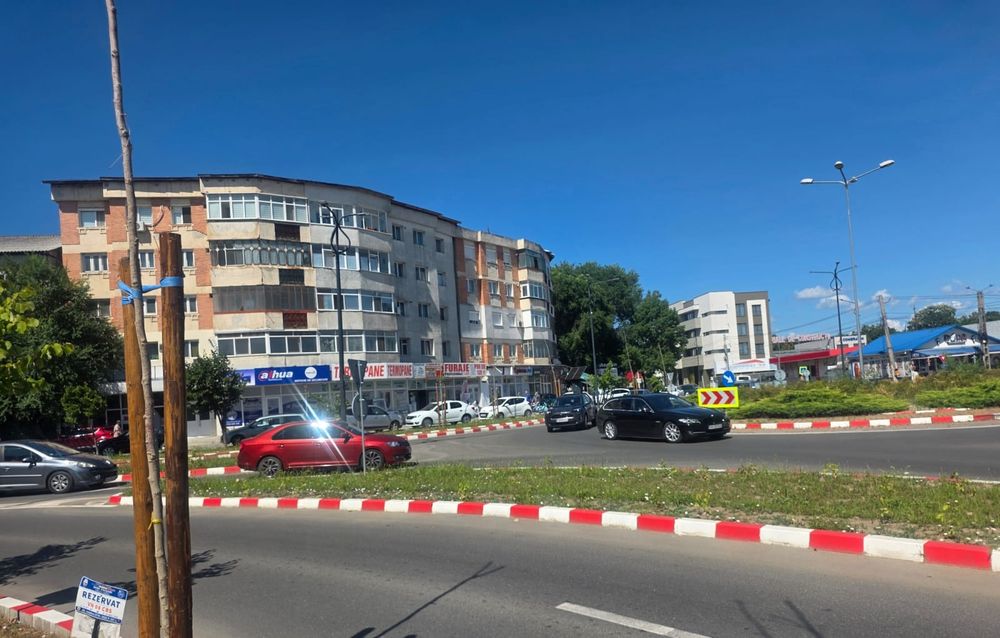Închiriez spațiu comercial ultracentral
