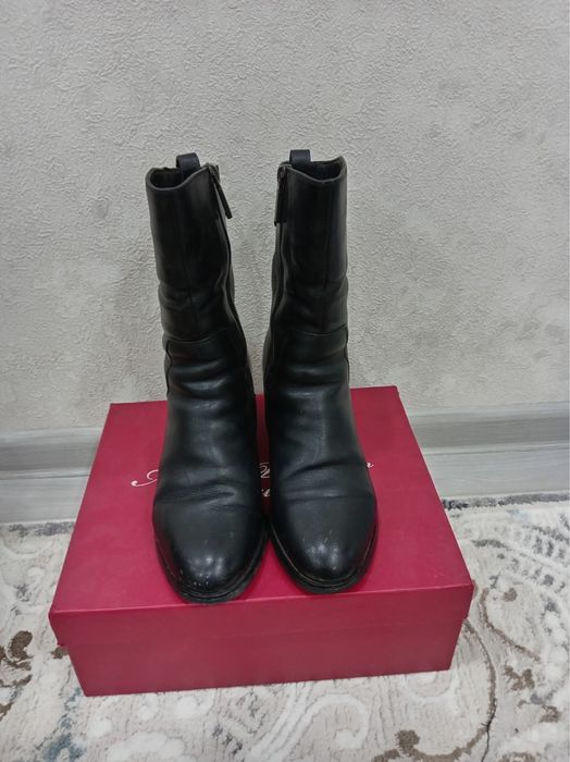 зимние сапоги продам