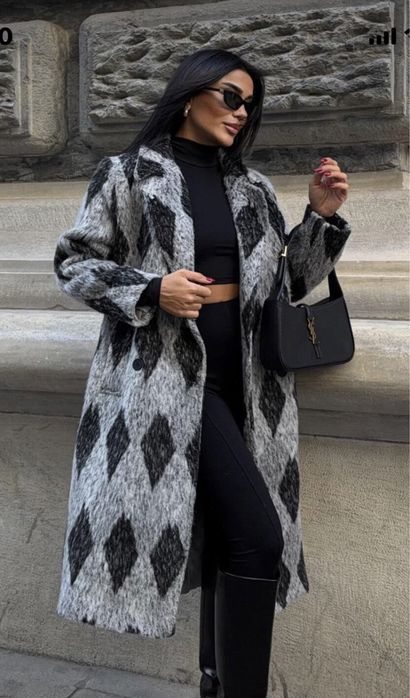 Lijuri Широко палто от кашмир с баклава мотив 7135