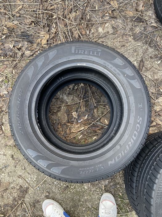 Doua anvelope Allseason ( M+S ) - 215 65 17 - PIRELLI -