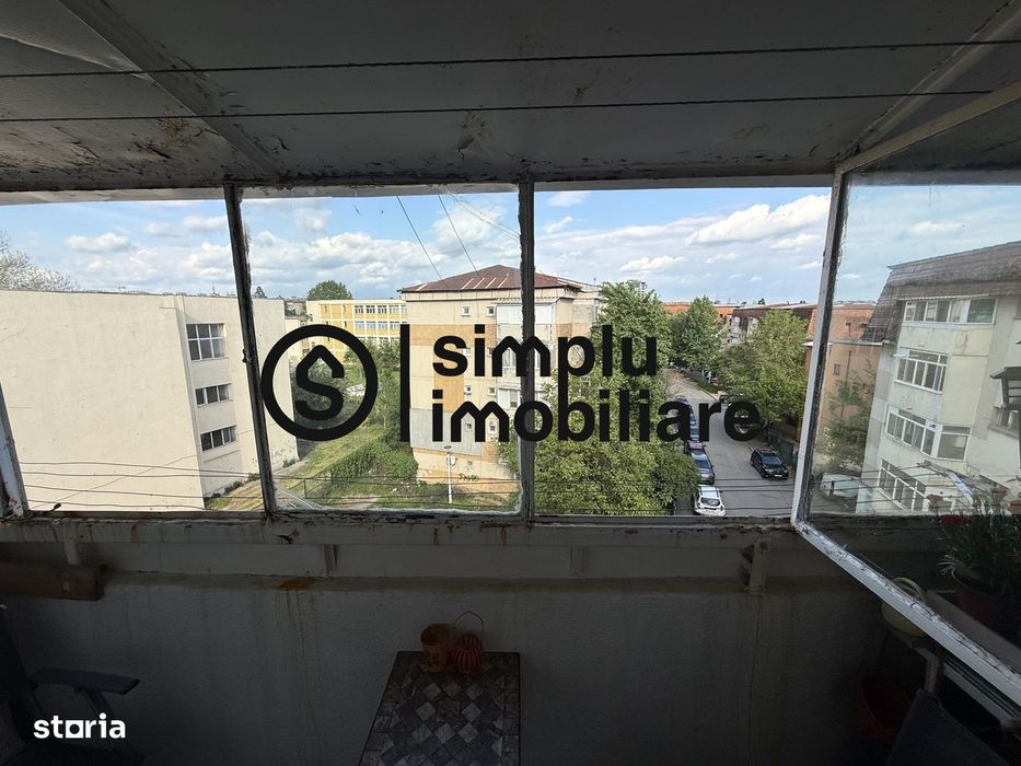 Apartament 3 camere decomandate - Sarari