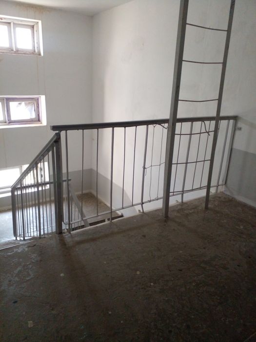 Продается 5ком.квартира  5/5 эт