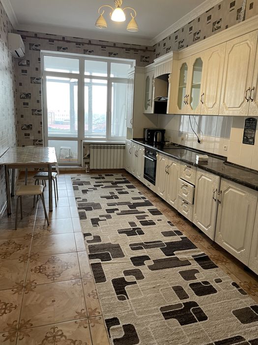 Сдам посуточно 4 к кв ЖК “Арай”