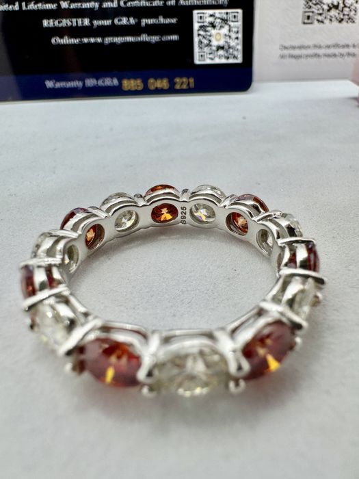 Сребърен пръстен с мойсанит (Диамант)