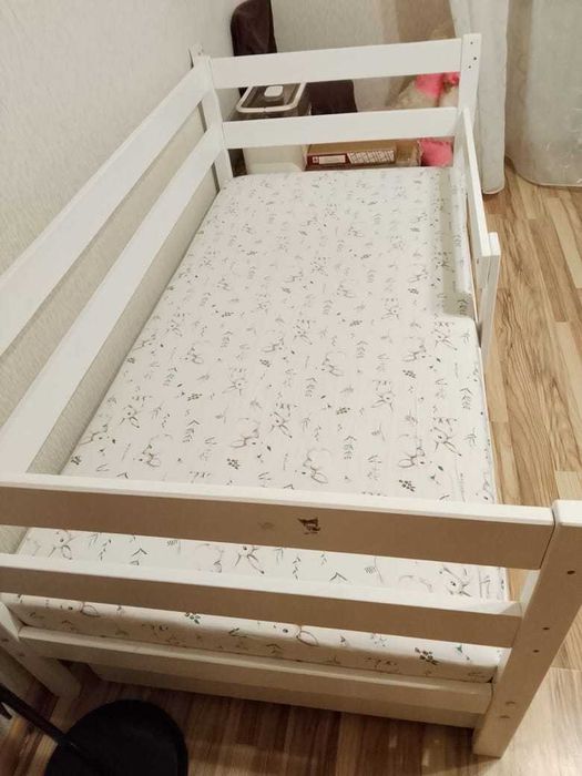 Продам детскую кровать