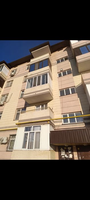 Пластиковые окна двери