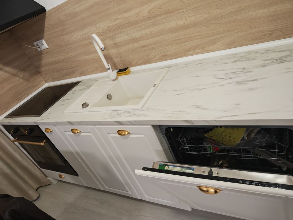 Apartament de închiriat