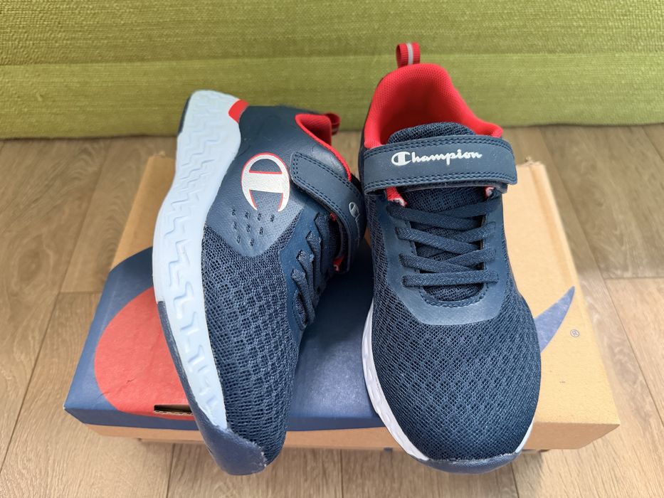Champion Нови детски маратонки номер 35