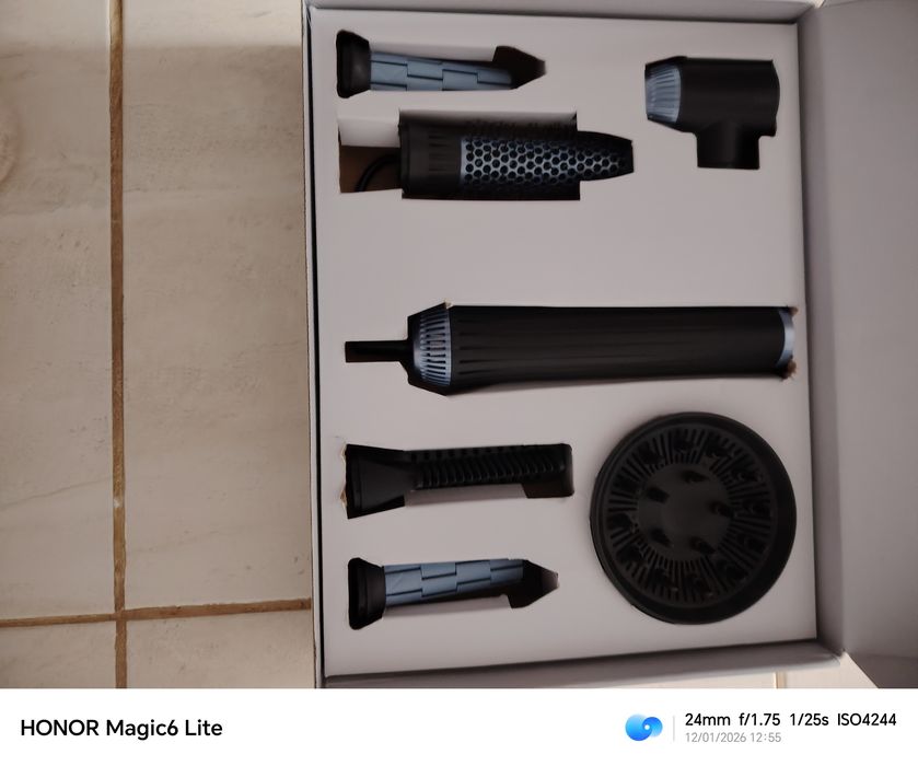 Uscător de păr cu perie și ondulator