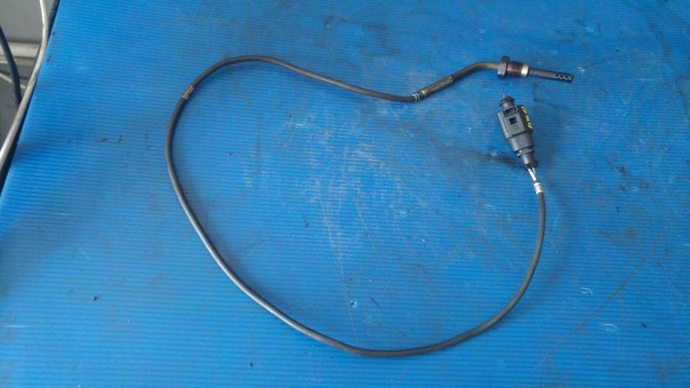 senzor temperatura gaze audi a4 b7 2.0 tdi brd 03g906088ar