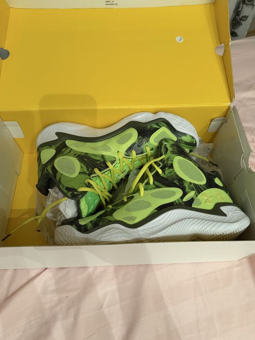 adidasi under armour curry spawn flotro