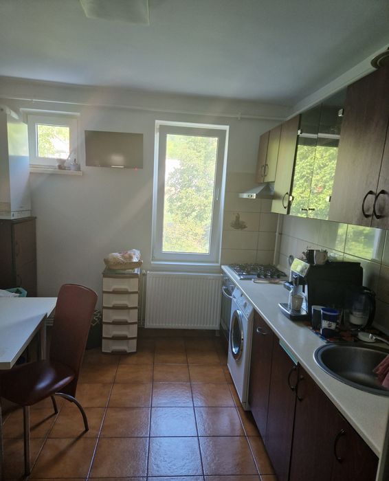 Schimb apartament 3 camere, etaj 2, Gura Câmpului cu casă (+ diferență)