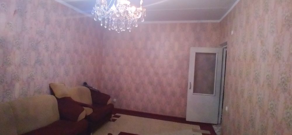 Продам квартиру 3/4/4 метроТинчлик 77серия кирпич