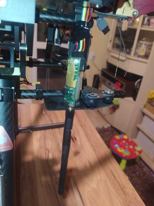 дрон DJI S 1000 + Zenmuse Z15 + дистанционно