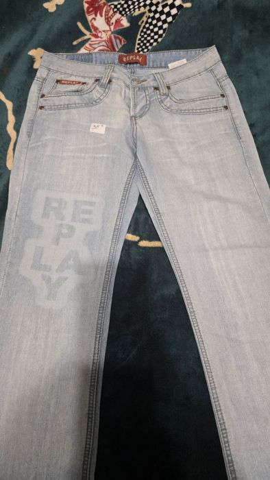 Различни модели-Чисто нови дънки и яке