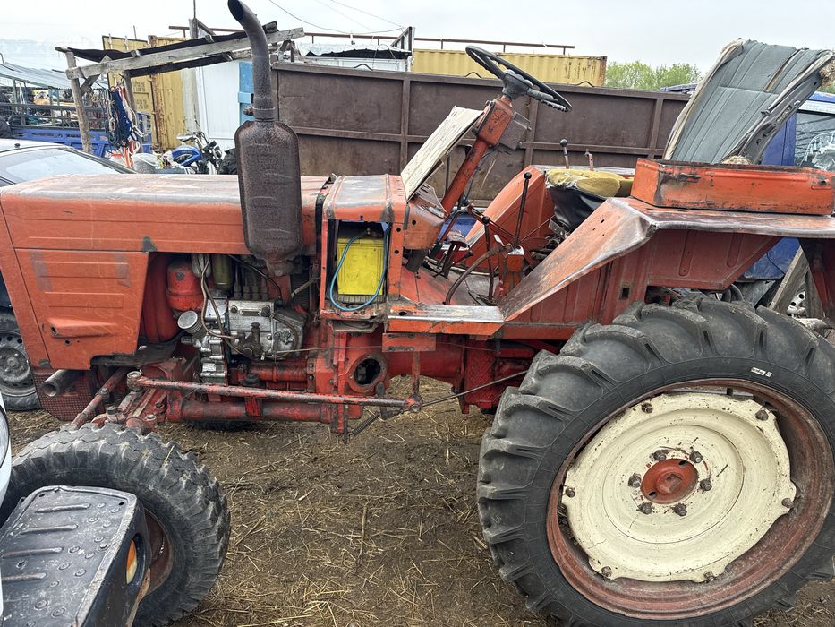 Трактор т25 на полном ходу