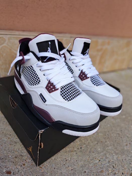 Jordan retro 4 PSG