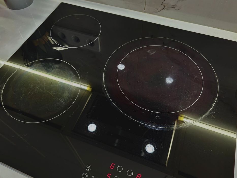 Продам стеклокерамическую поверхность