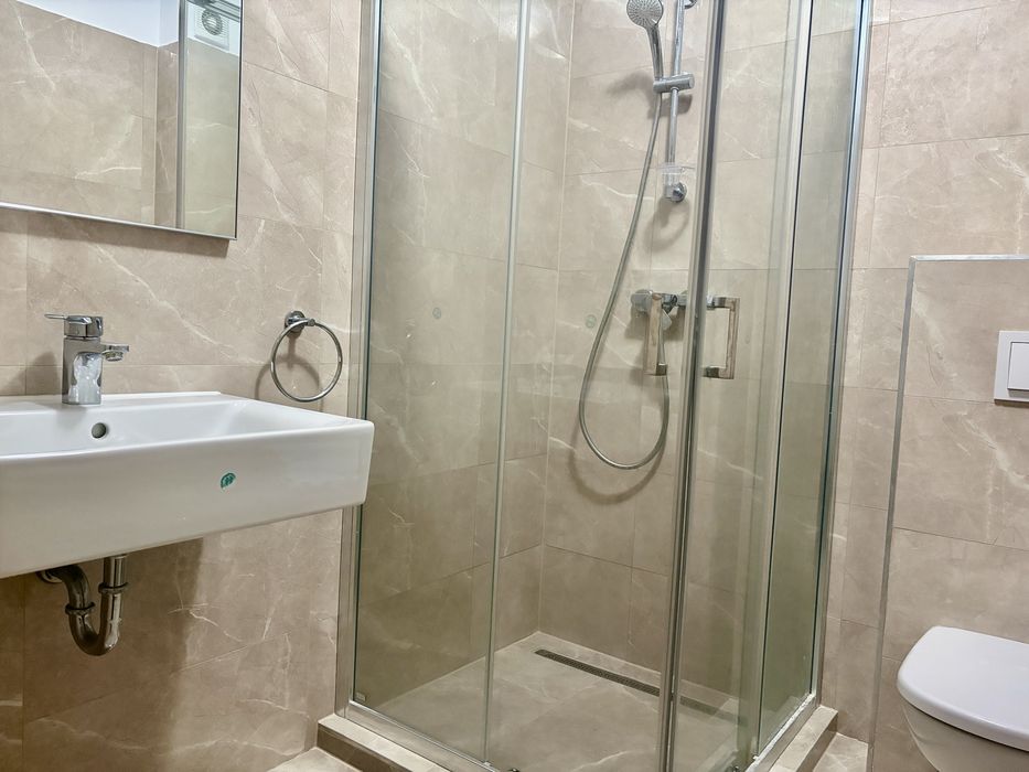 Apartament cu 3 Camere De Inchiriat