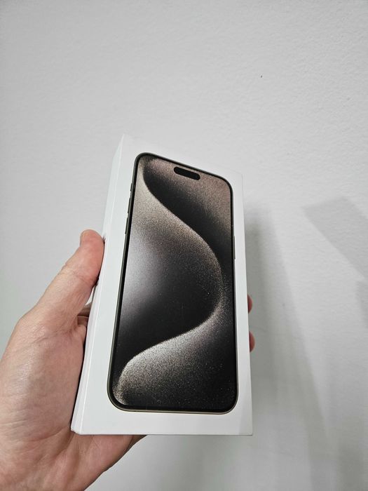 iPhone 15 Pro Max, 256gb, neverlock, 88% bateria, cutie.