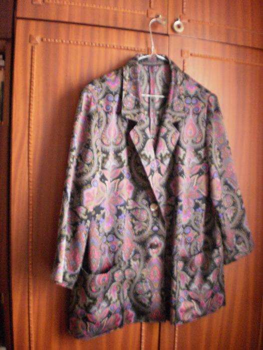 Sacouri de dama, diferite modele, masura 44