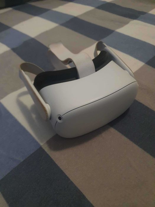 Meta Oculus Quest 2