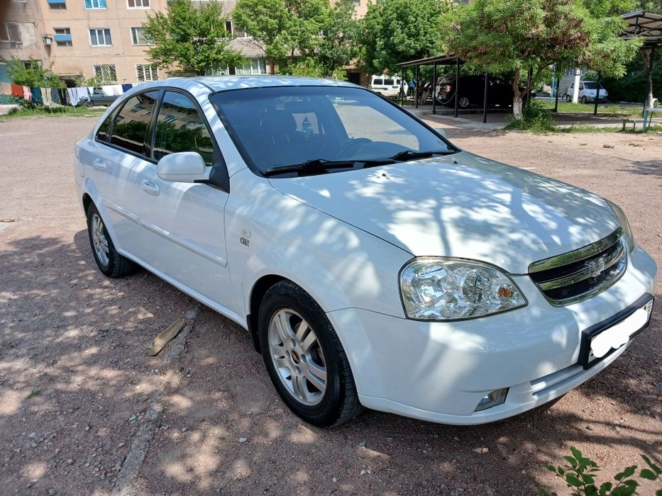 Chevrolaet Lacetti sotiladi!