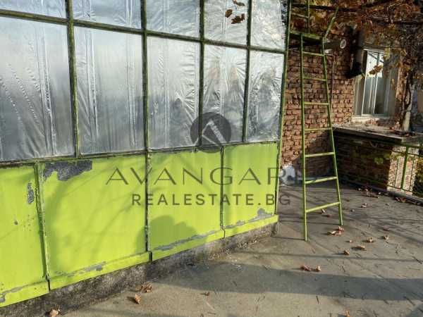 оф.11882 Къща в Центъра на с.Войводиново