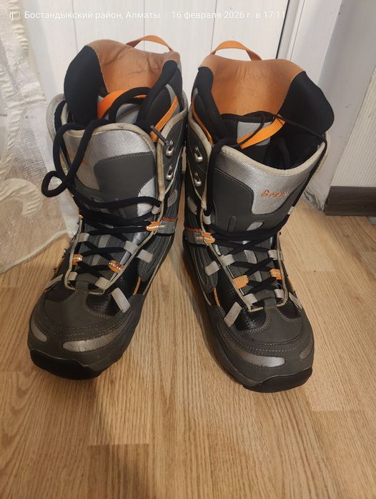 Продам сноуборд, крепления, ботинки