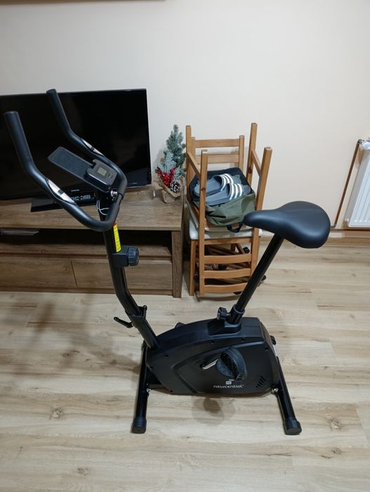 Bicicletă fitness Newcential – stare foarte bună