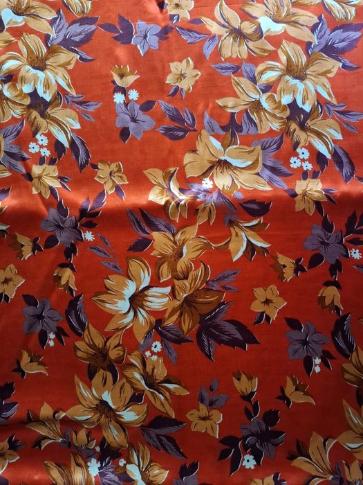 Отрез натуральной ткани крепсатин длиной 5м