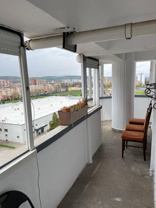 Apartament 3 camere Ultracentral deasupra la cofetaria Select
