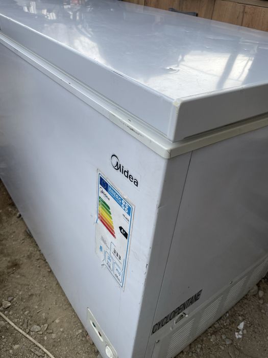 Продам морозильный ларь на 418л