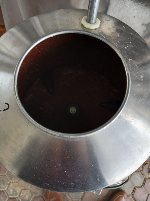 Картофелечистка продается