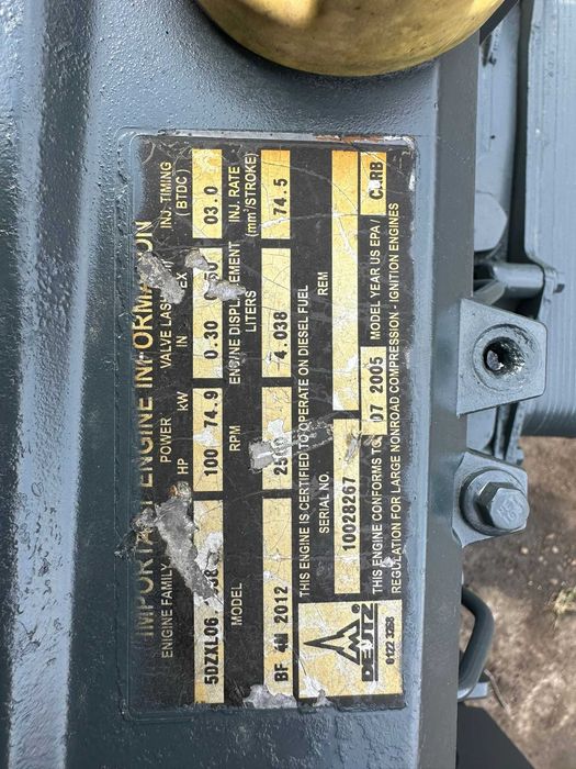 Motor Deutz BF4M2012 pentru excavator incarcator generator, reconditionat
