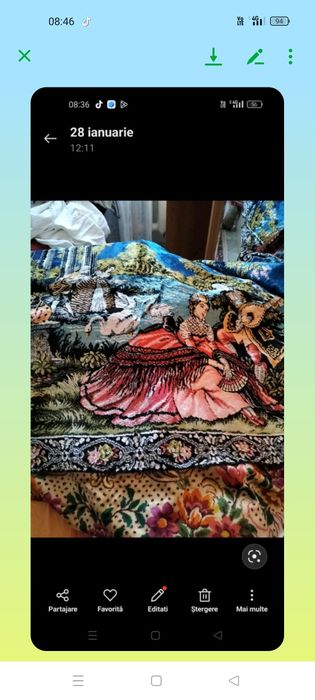 Carpeta persana de perete