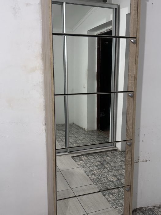 Продам обувницу Икеа