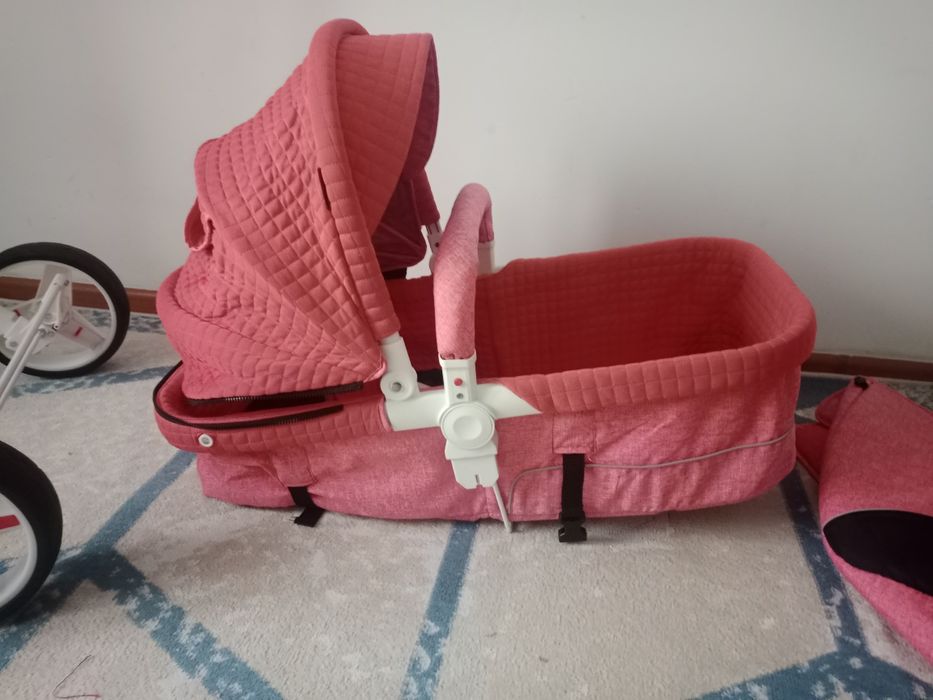 Детская коляска в отличном состоянии