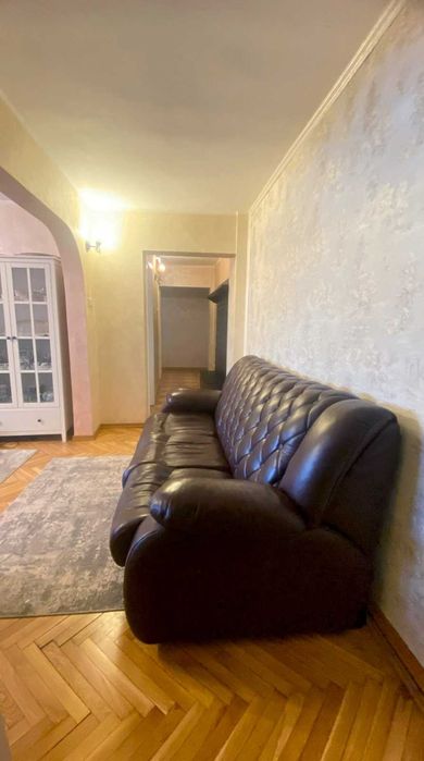 Inchiriere apartament cu 4 camere