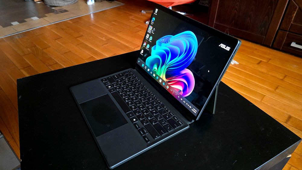 Laptop ASUS ProArt PZ13 с гаранция и touchscreen with pen