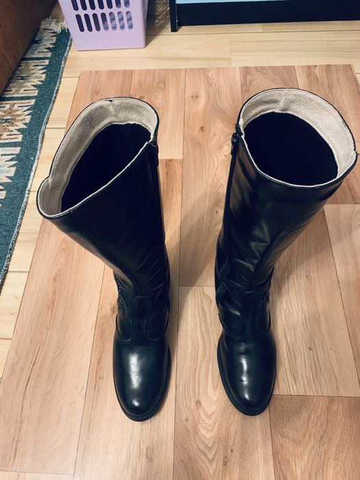 Vând cizme dama din piele naturala